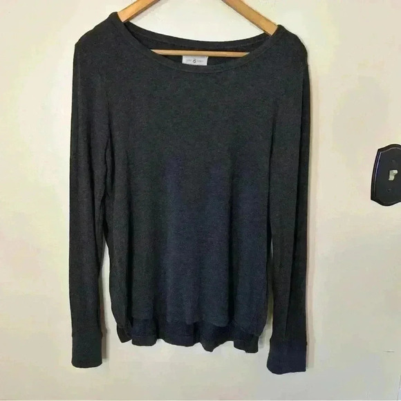 LOFT Lou and Grey Soft Side Slit Pullover Sweatshirt Size S - Picture 2 of 9